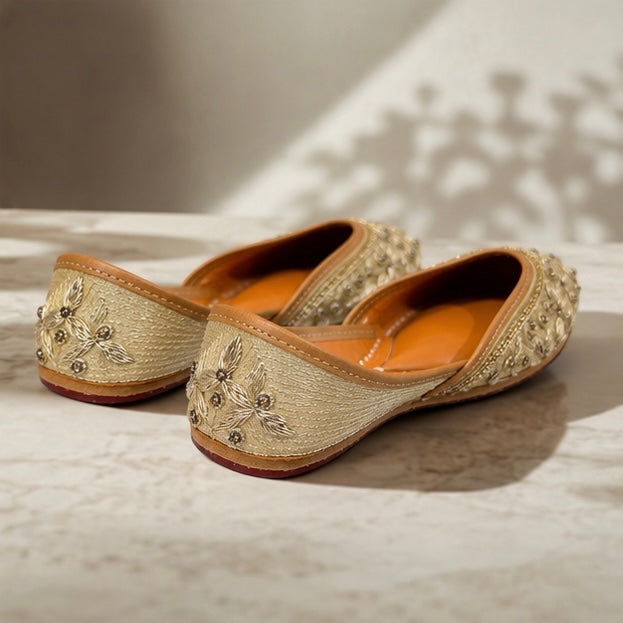 Golden Handwork Leather Jutti