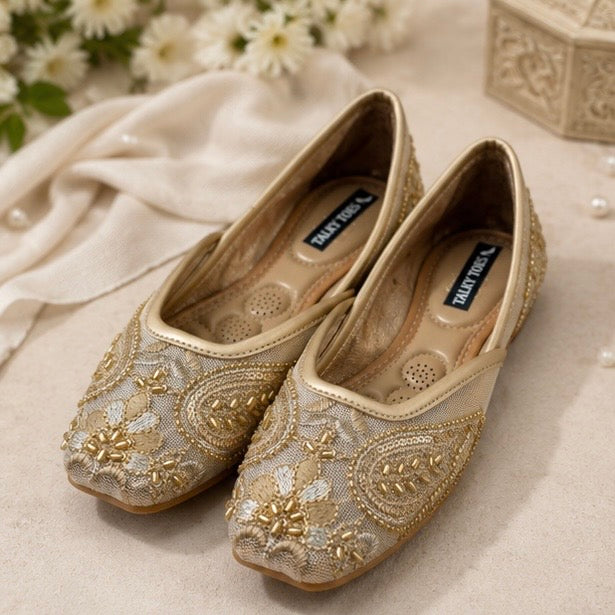 Golden work net jutti
