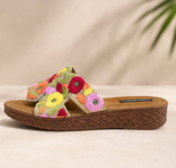 Hand embroidered flats | DR sole