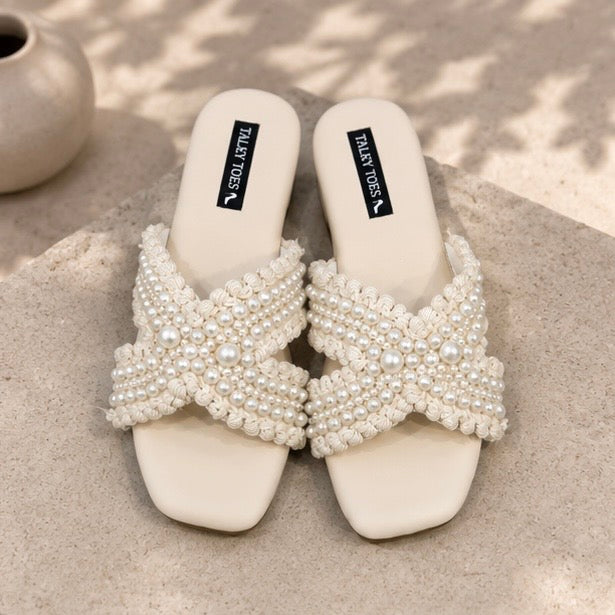 White pearly summer flats