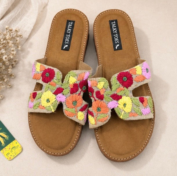 Hand embroidered flats | DR sole