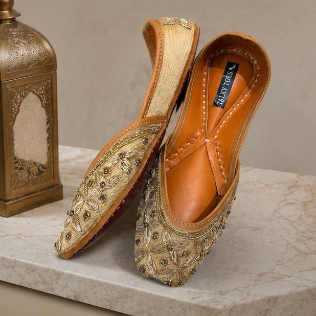 Golden Handwork Leather Jutti