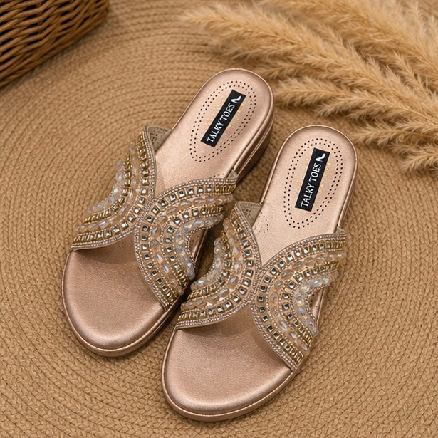 Fc 7 low wedges flats